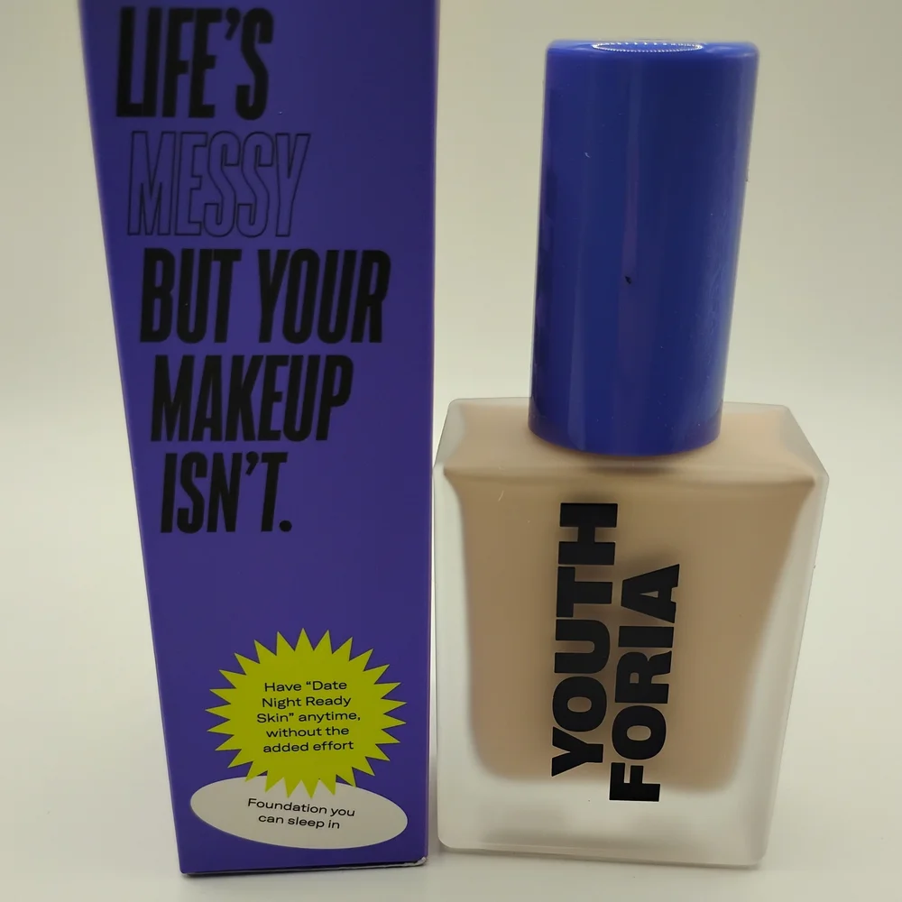 Youth Foria Date Night Shade 120 Fair